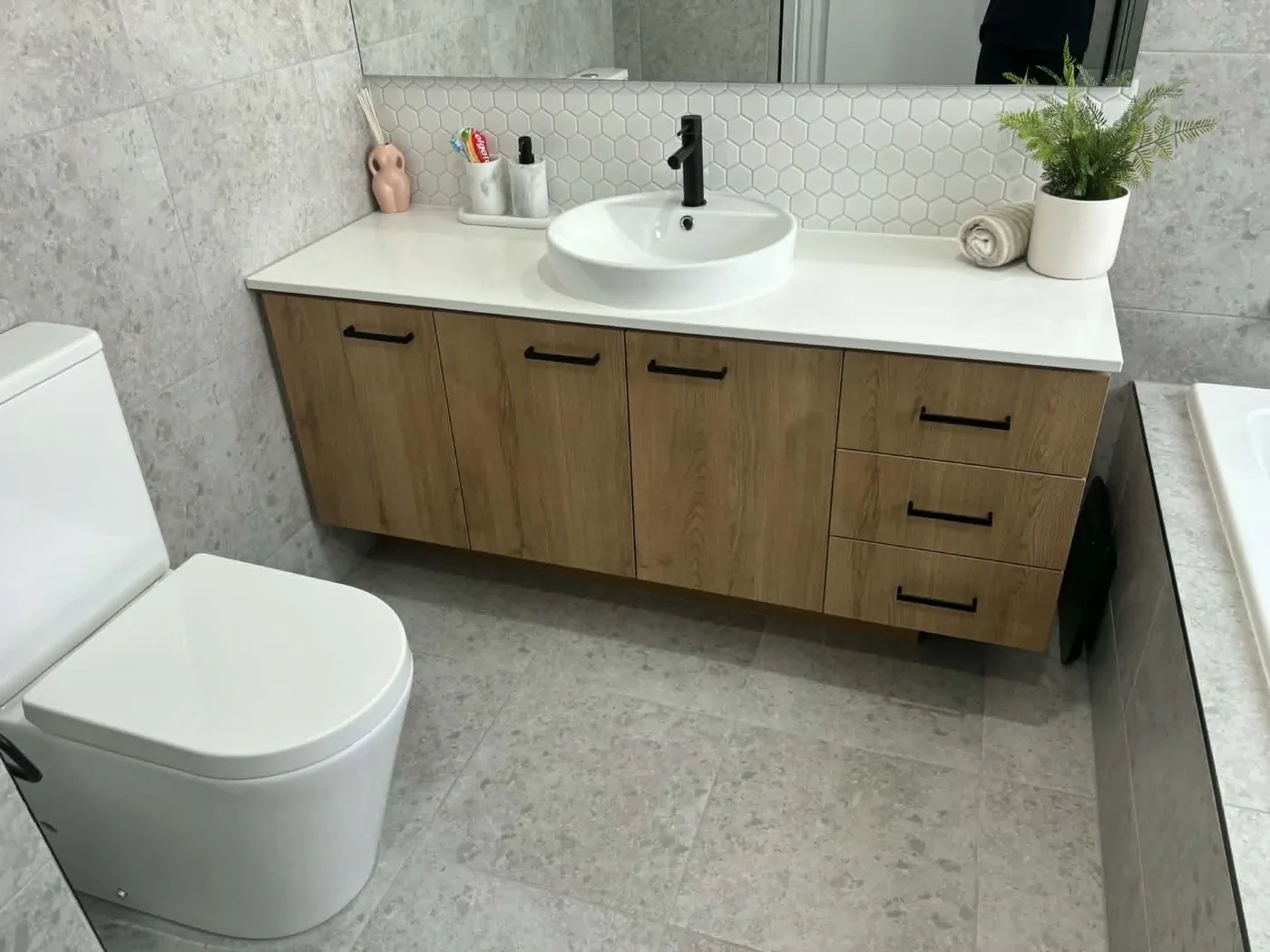 Fresh, detailed bathroom in a Cranbourne home after a Pure Bliss Clean